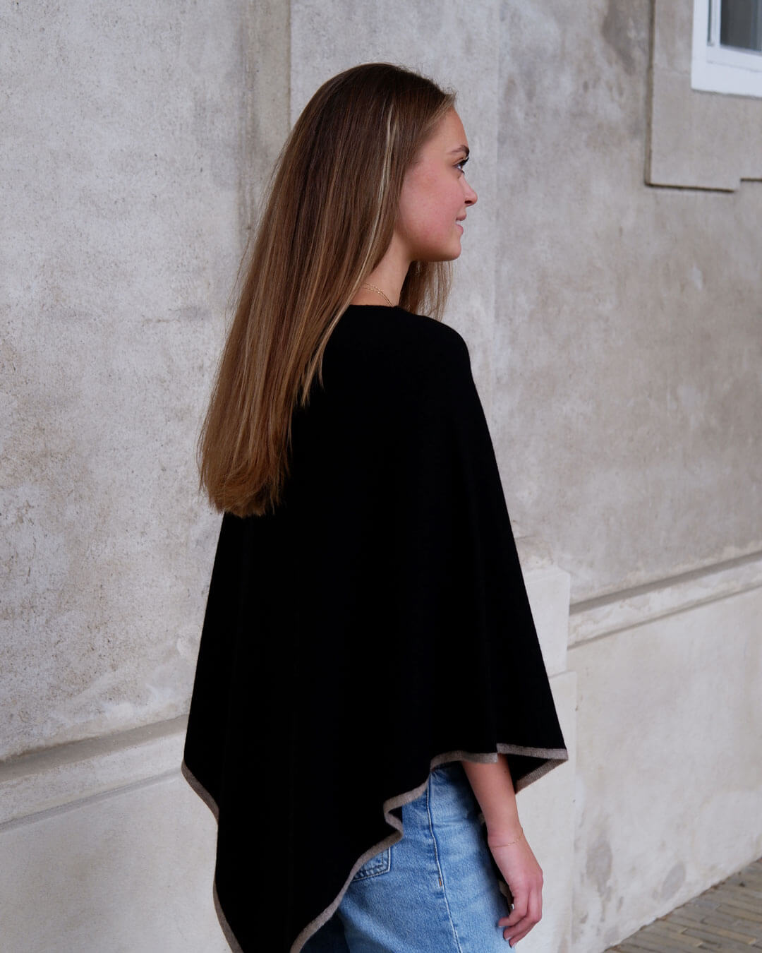 Sarnai Cashmere Poncho