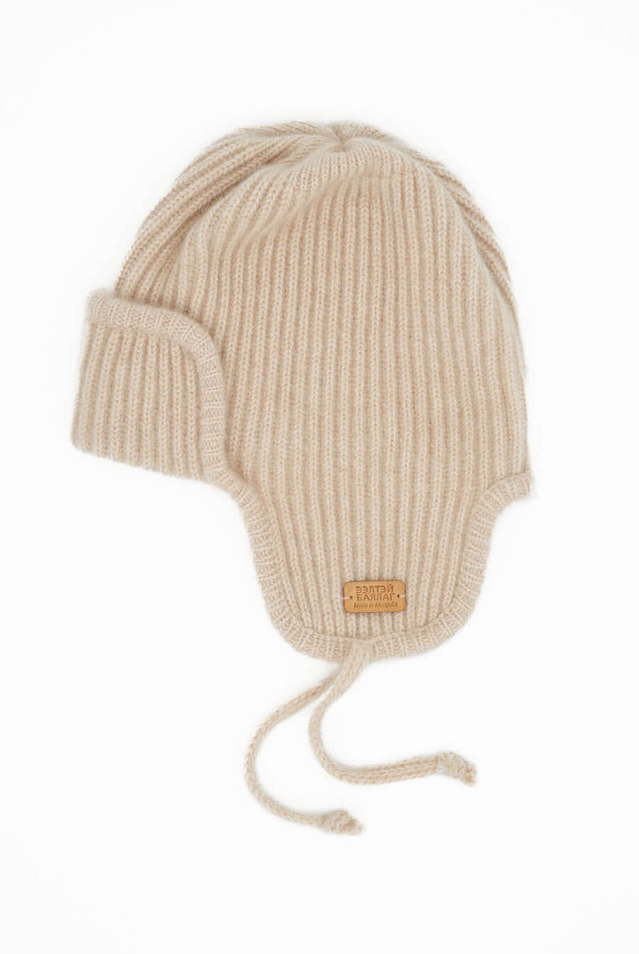 Saruul cashmere hat in Natural Sand – 100% Mongolian cashmere.