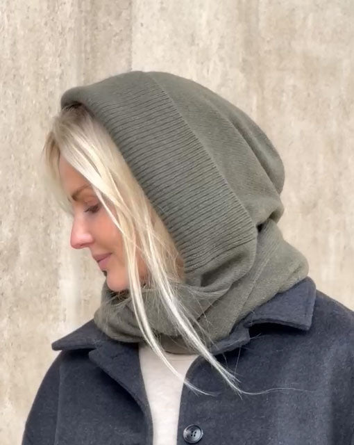 Munkh Cashmere Hood Scarf