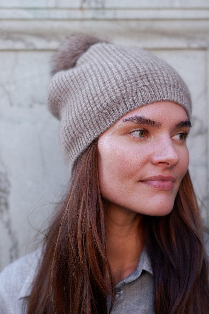 Cashmere Hue med kvast