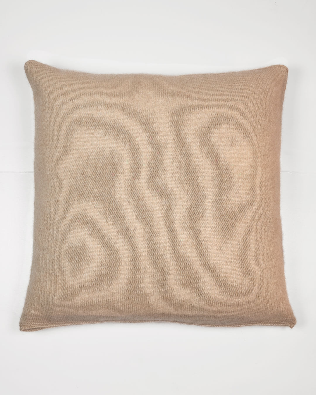 Bagsiden i sin helhed i farven Natural Sand