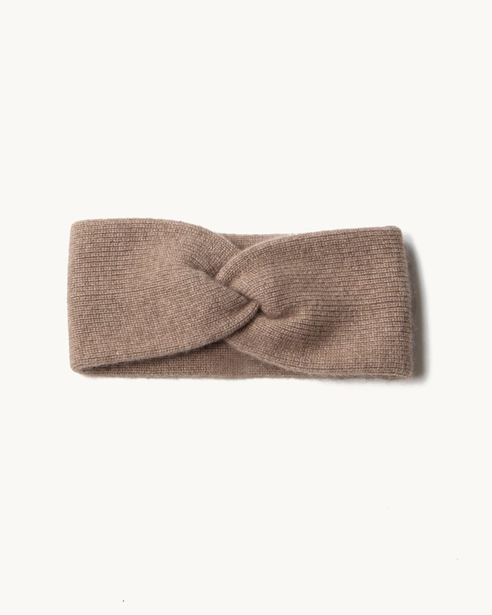 Sammenfoldet cashmere pandebånd i Natural taupe.