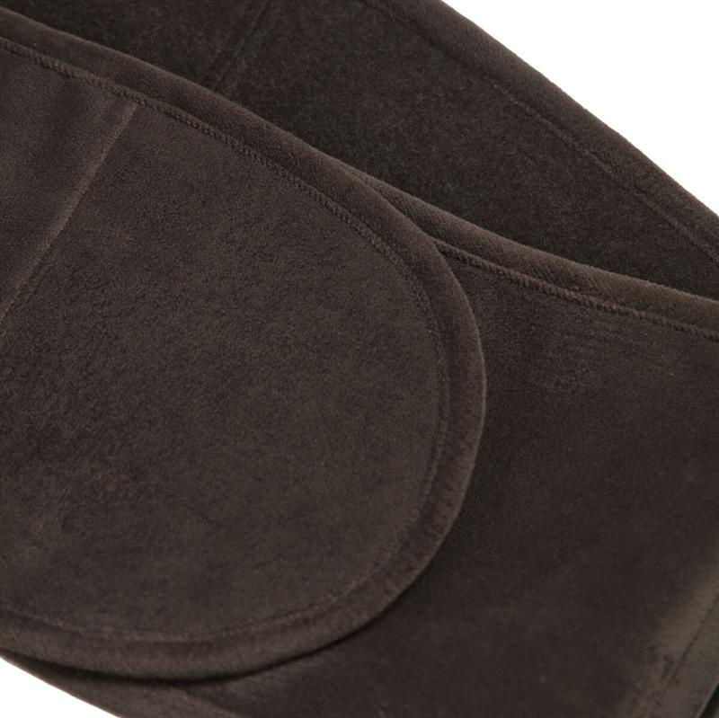 Nærbillede af yakuld lændebælte, der viser teksturens detaljer og naturlige farve.