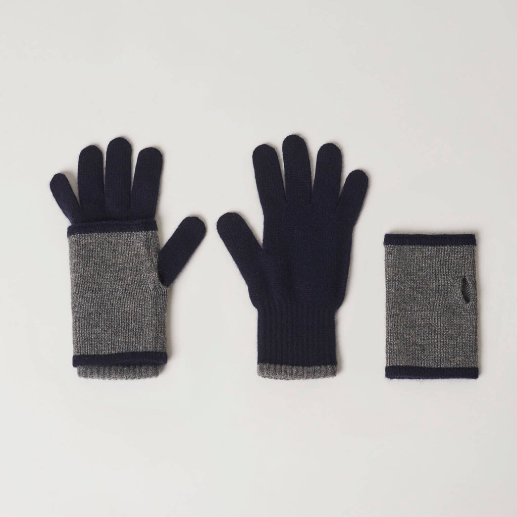 2-delte cashmere handsker præsenteret i et stilfuldt og funktionelt design.