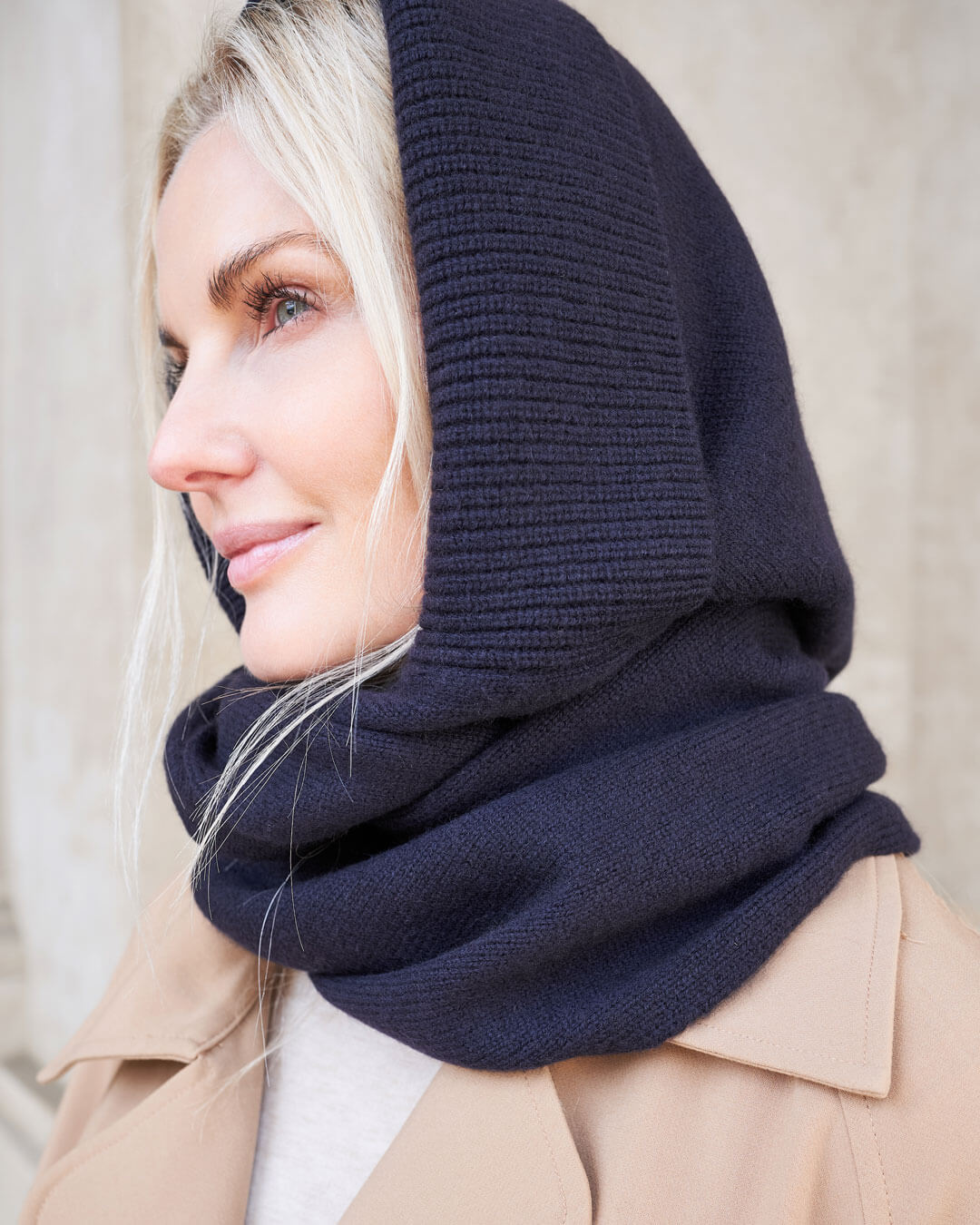 Munkh Cashmere Hood Scarf