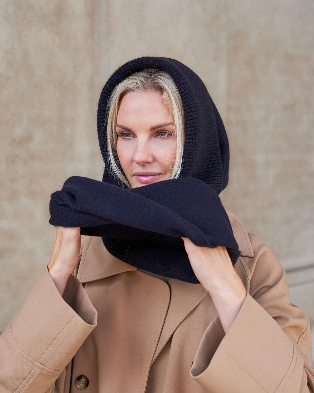 Munkh Cashmere Hood Scarf
