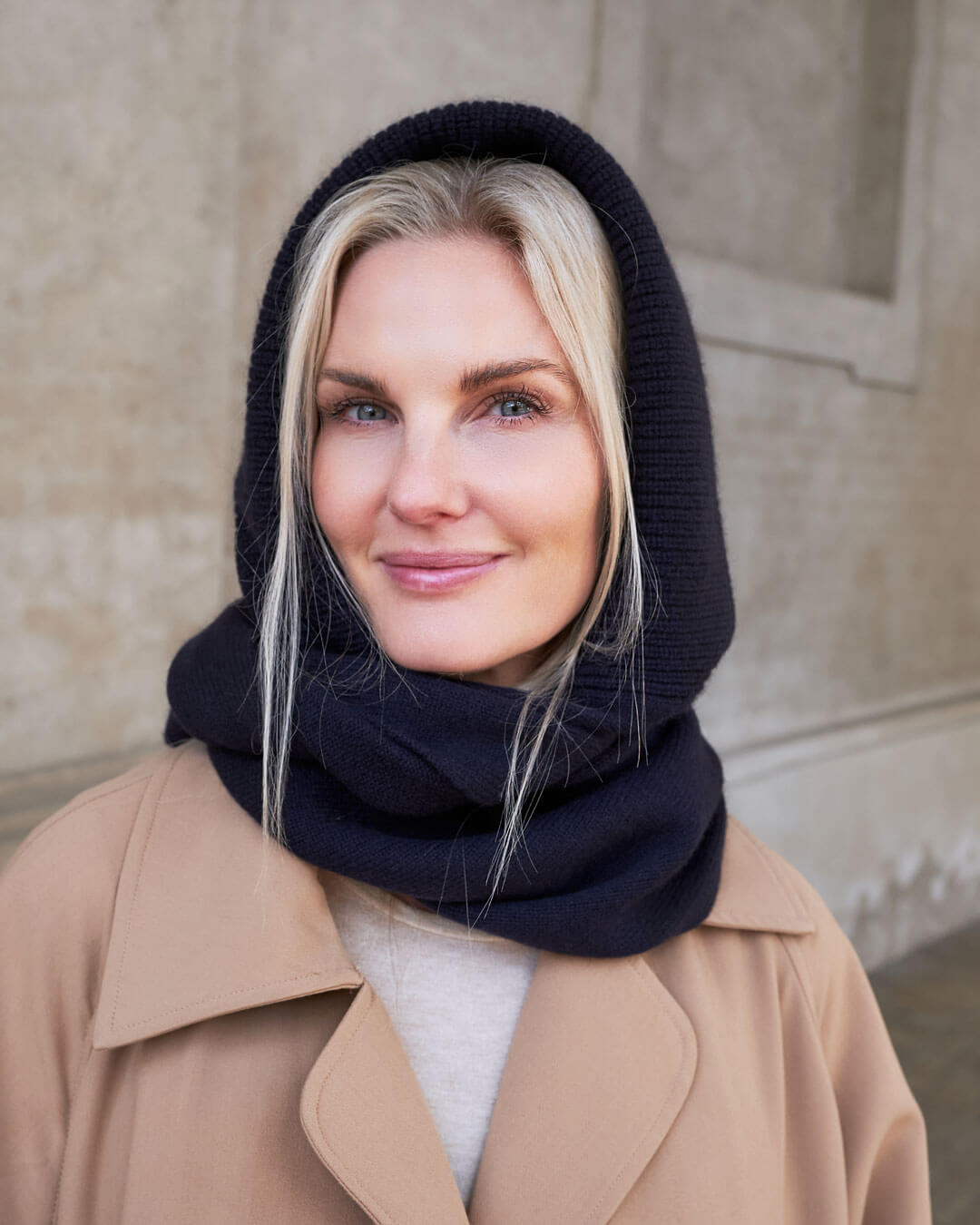 Munkh Cashmere Hood Scarf