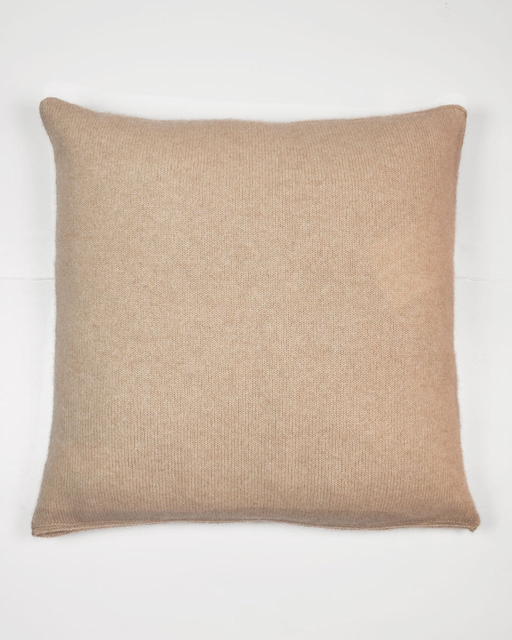 Bagsiden i sin helhed i farven Natural Sand