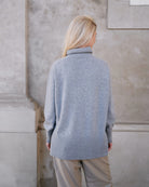 Dolgoon tunika i light grey set bagfra, med ribkant
