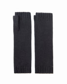 Sorte cashmere håndledsvarmere, set fladt liggende i par.