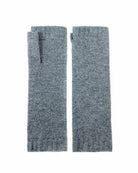 Mørkegrå cashmere håndledsvarmere, set fladt liggende i par.