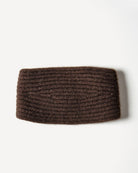 Suvd pandebånd i natural dark brown, set bagfra, på lys baggrund