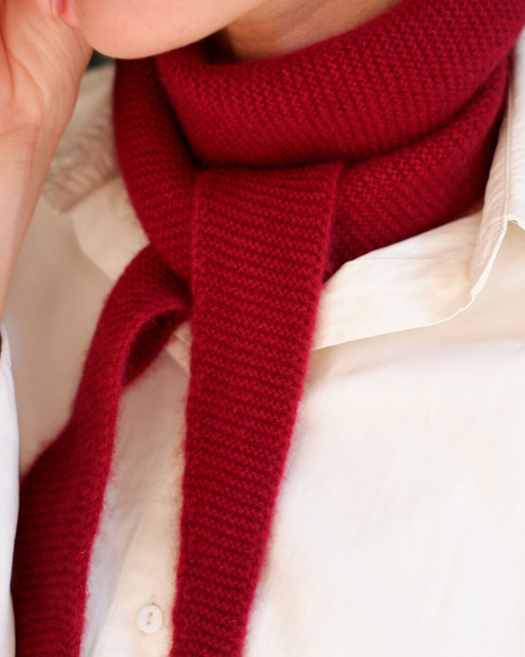 Bordeaux Taiga – close-up af knude og struktur.