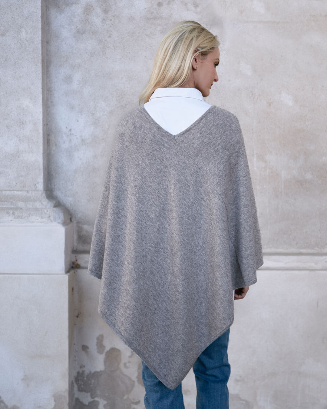 Khulan Yakuld Poncho