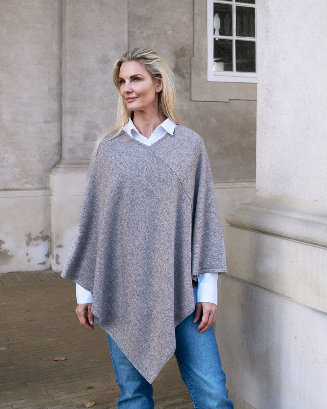 Khulan Yakuld Poncho